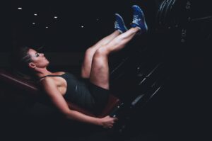 Jak wyglądać jak sportowiec: dieta i trening dla estetycznej sylwetki